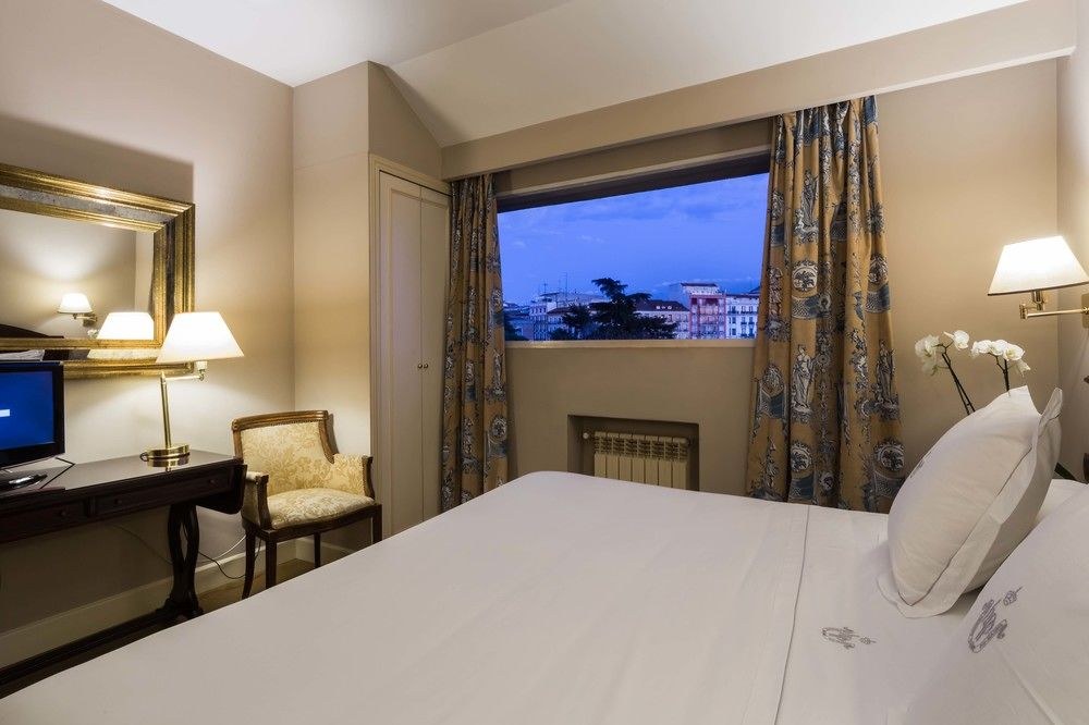 Hotel Principe Pio