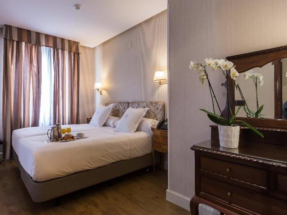 Hotel Principe Pio photo 3
