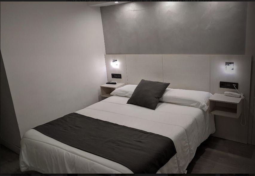 HOTEL EMPERATRIZ I