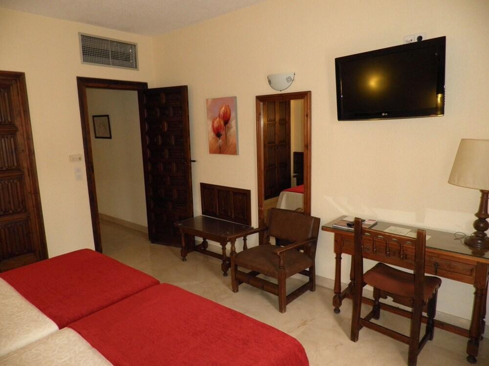 Hotel Sercotel Alfonso VI photo 3