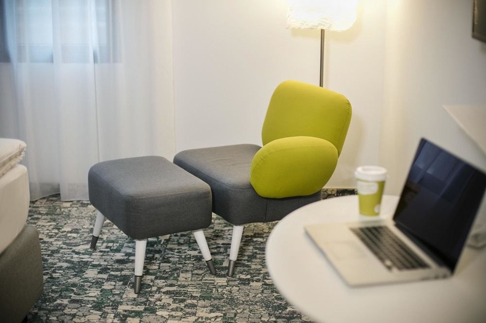 DONAUZENTRUM photo 1