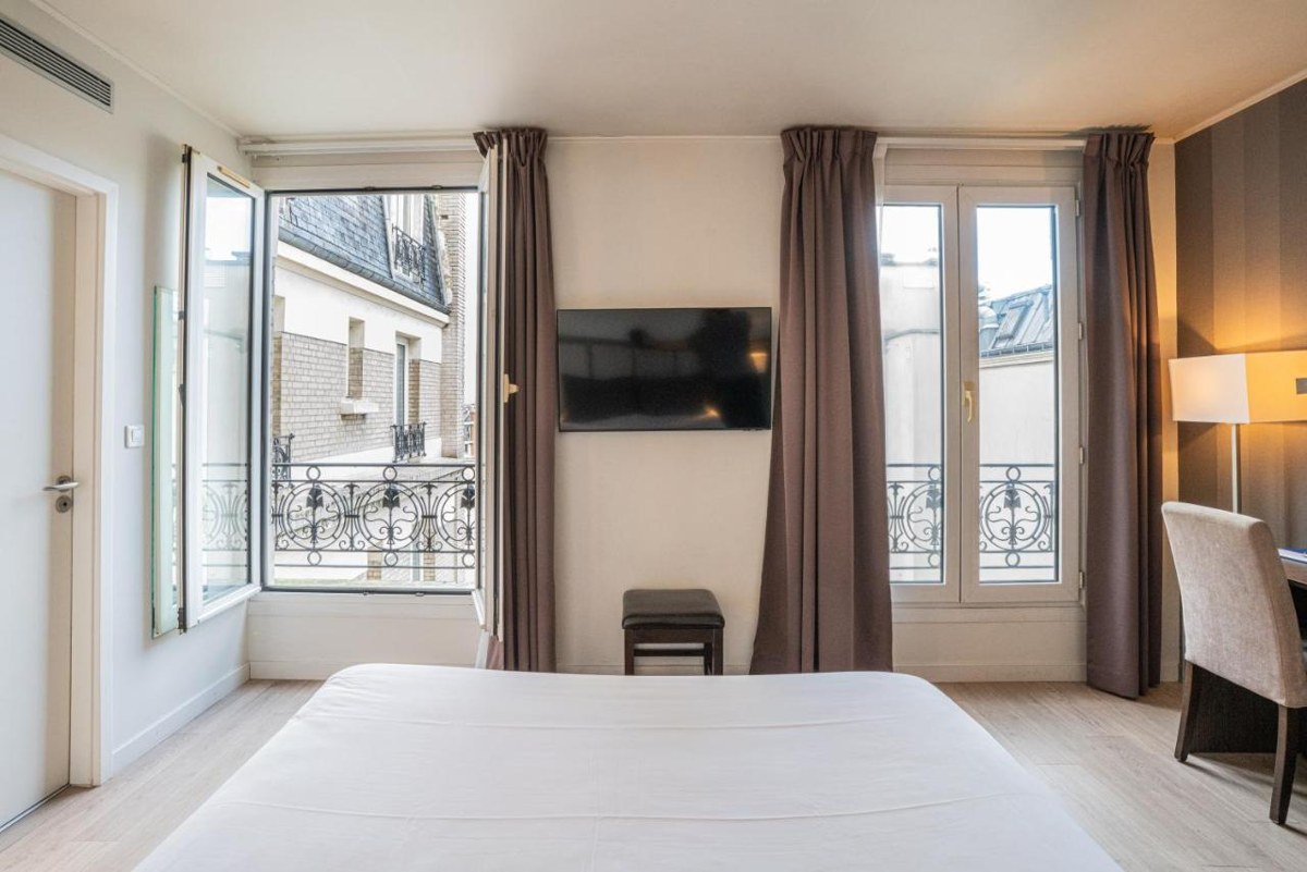 HOTEL DE FLORE-MONTMARTRE photo 2