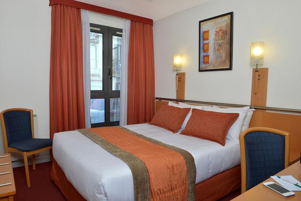 Opera Cadet Hotel photo 4