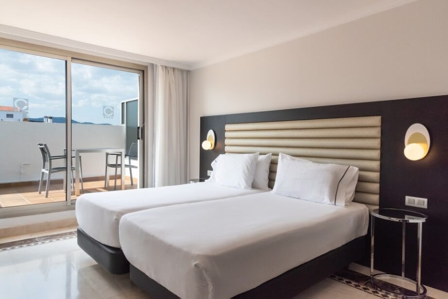 EUROSTARS CRISTAL PALACE photo 1