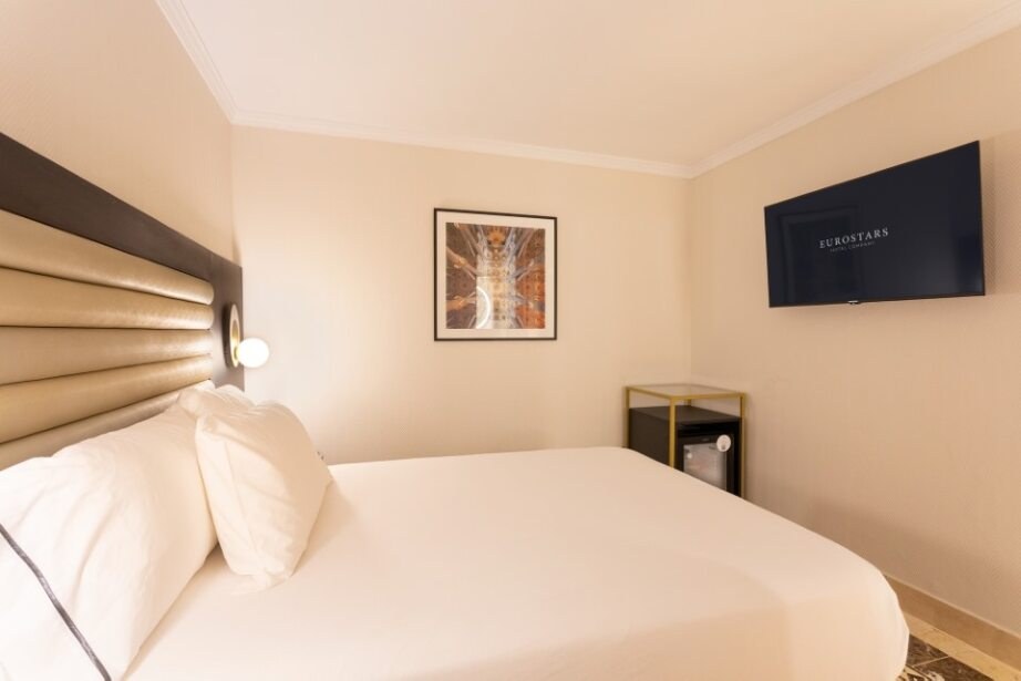 EUROSTARS CRISTAL PALACE photo 3