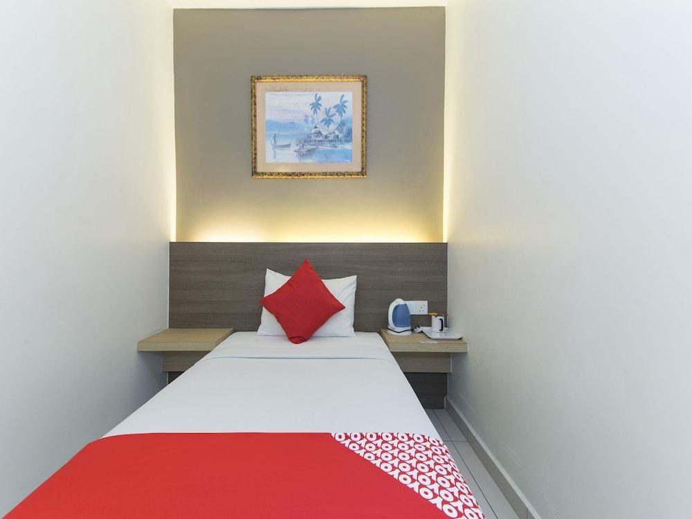 Hotel Suria Malaqa photo 1