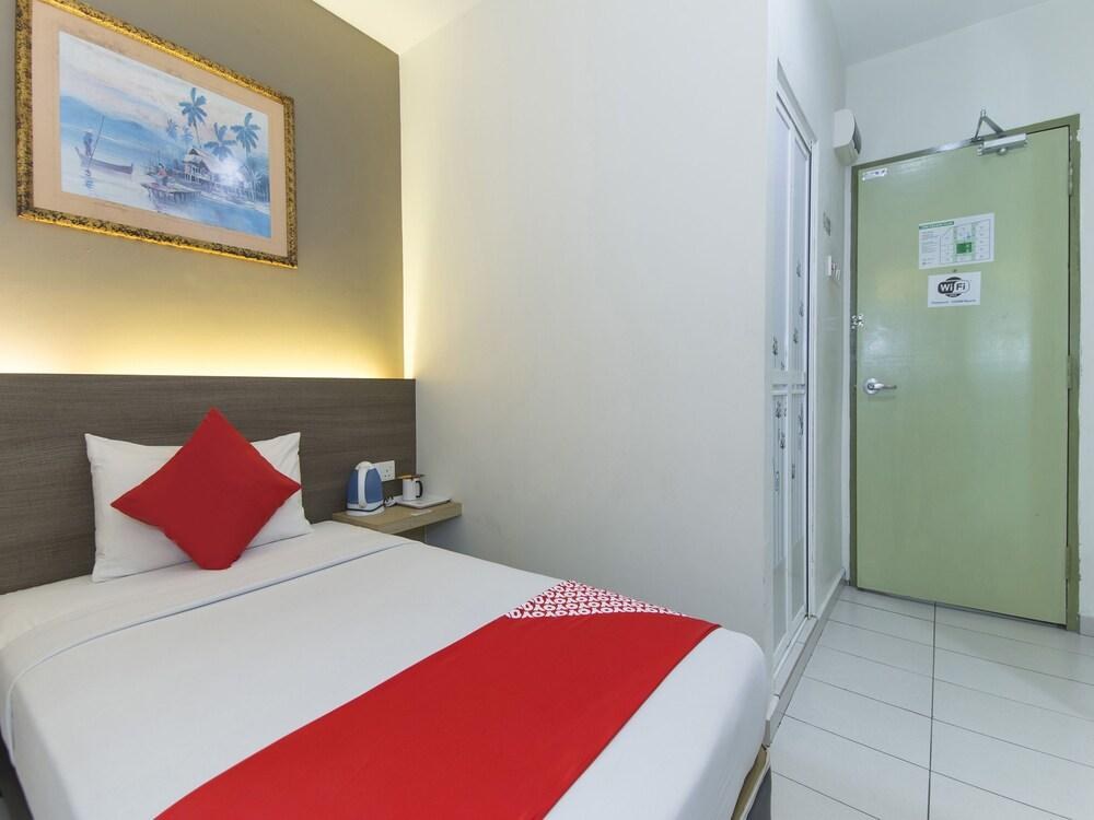 Hotel Suria Malaqa photo 2