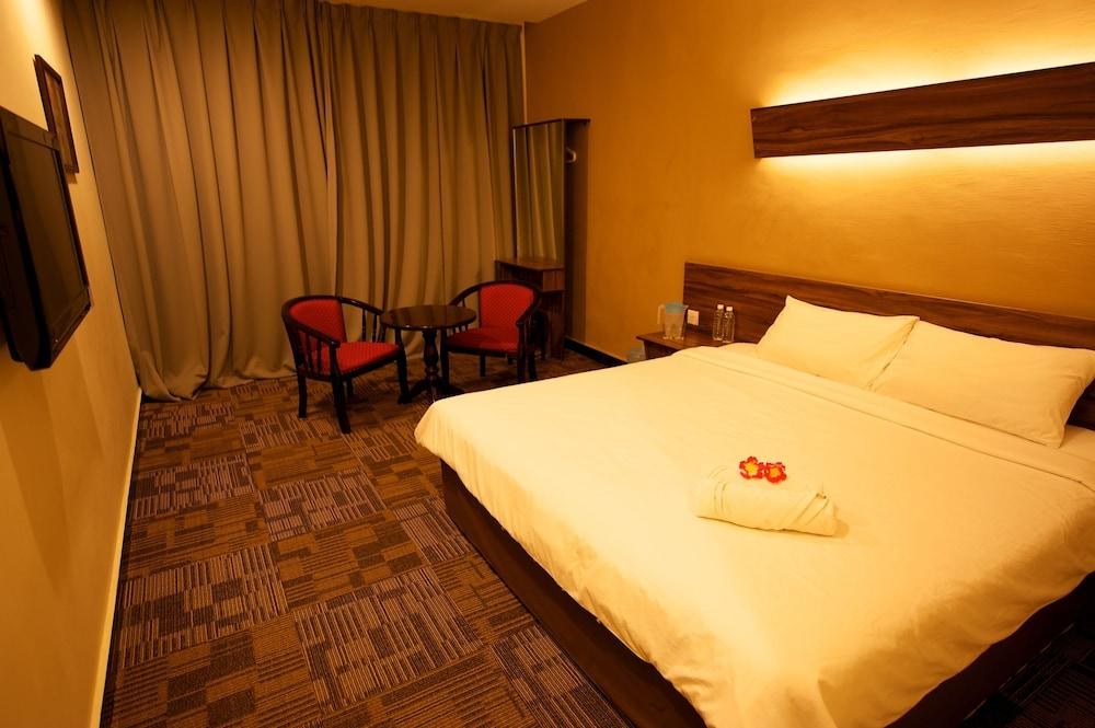 De Botani Hotel photo 1