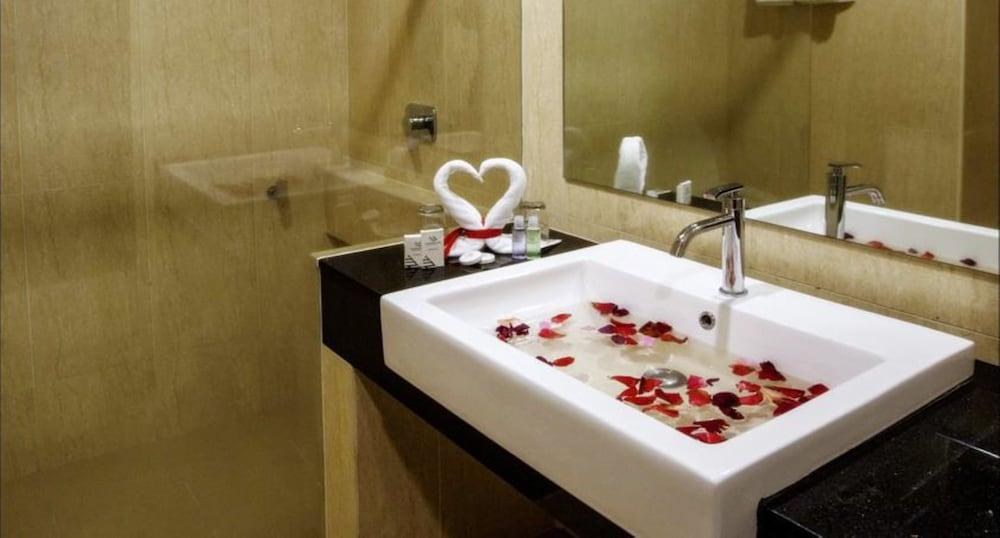 Cathayana Hotel Kuantan photo 3
