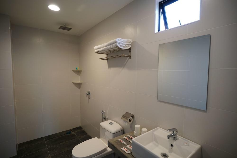 Brick Box Hotel photo 3