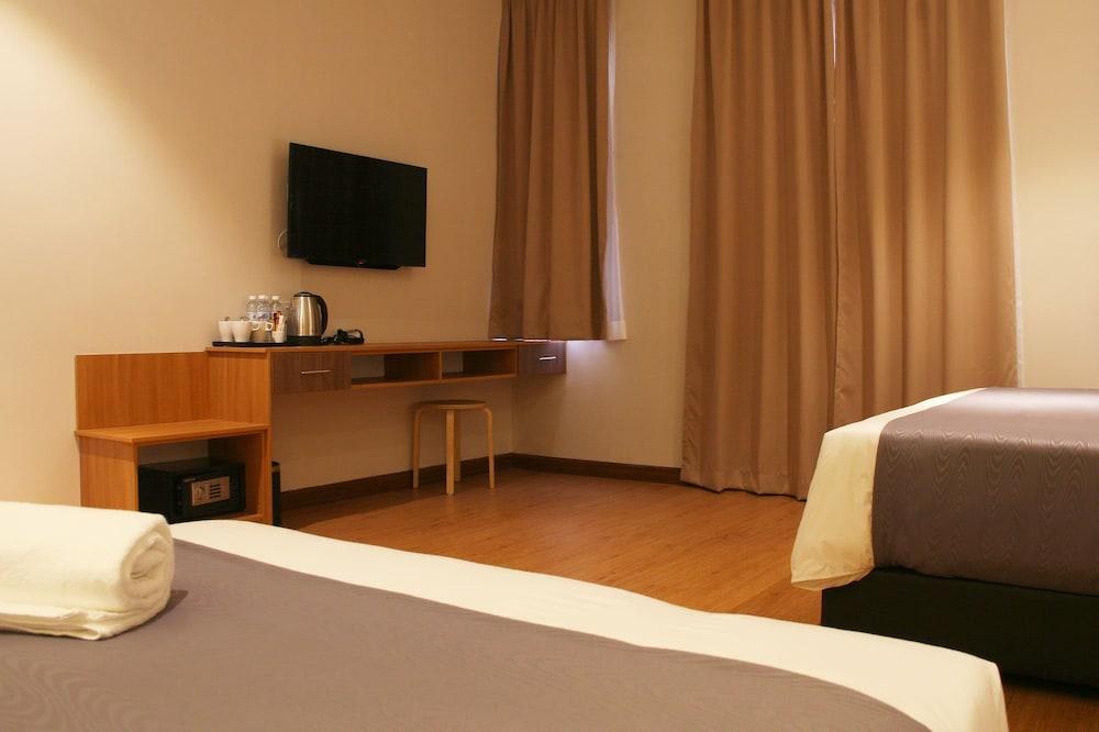 Ahyu hotel photo 1