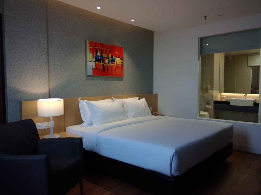 Hotel Excelsior photo 1