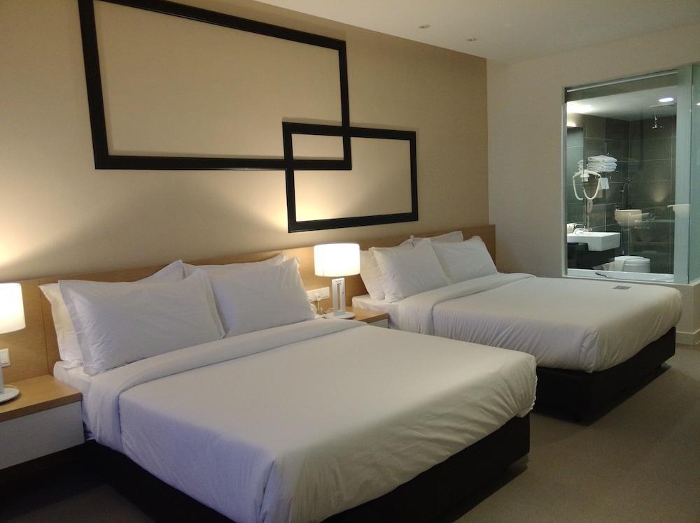 Hotel Excelsior photo 2
