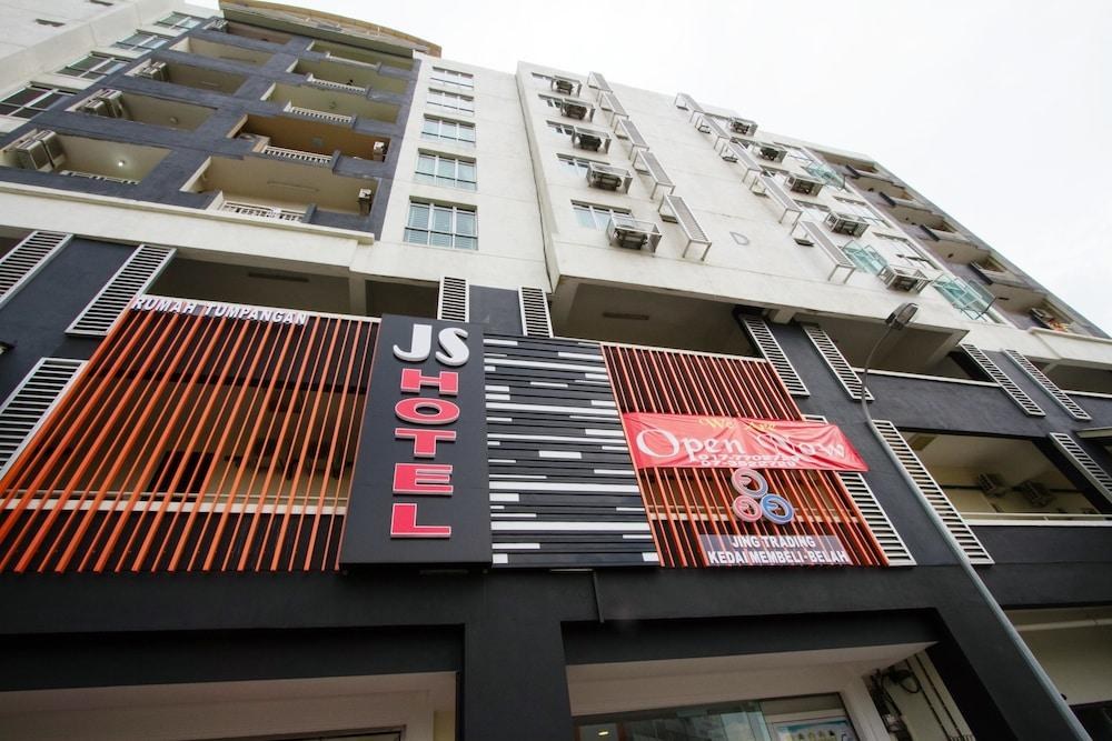 Js Hotel