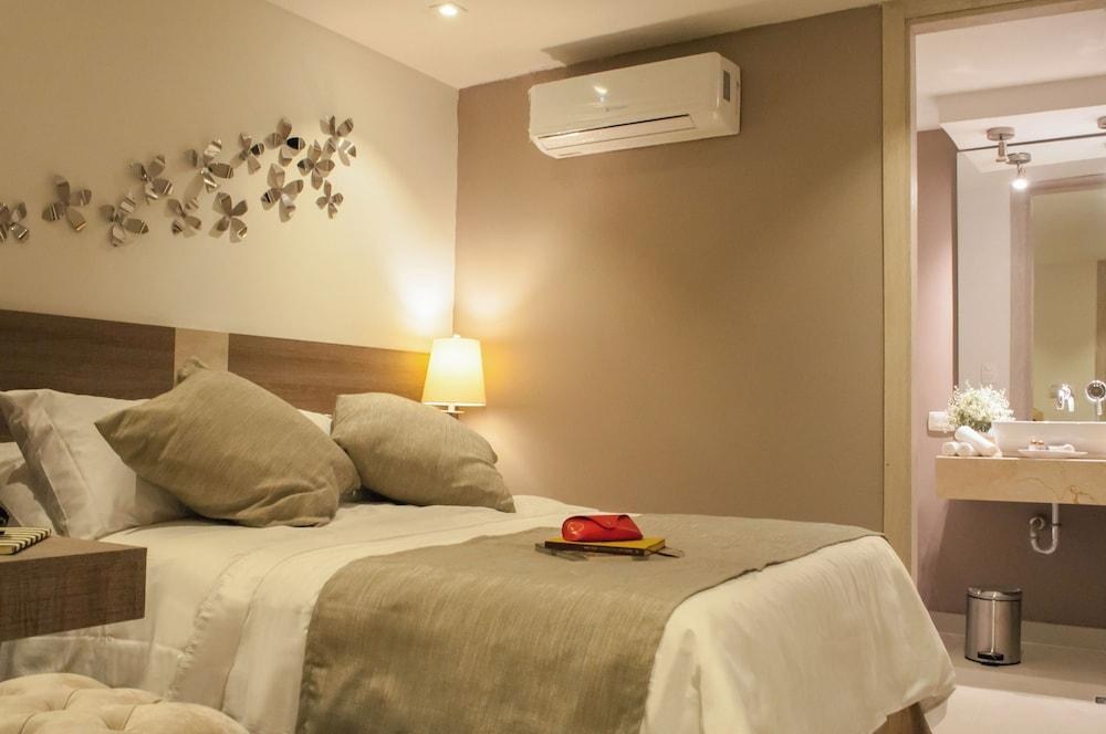 Hotel 1525 By Geh Suites photo 1
