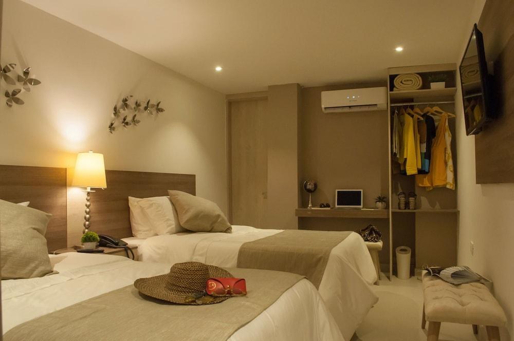 Hotel 1525 By Geh Suites photo 2