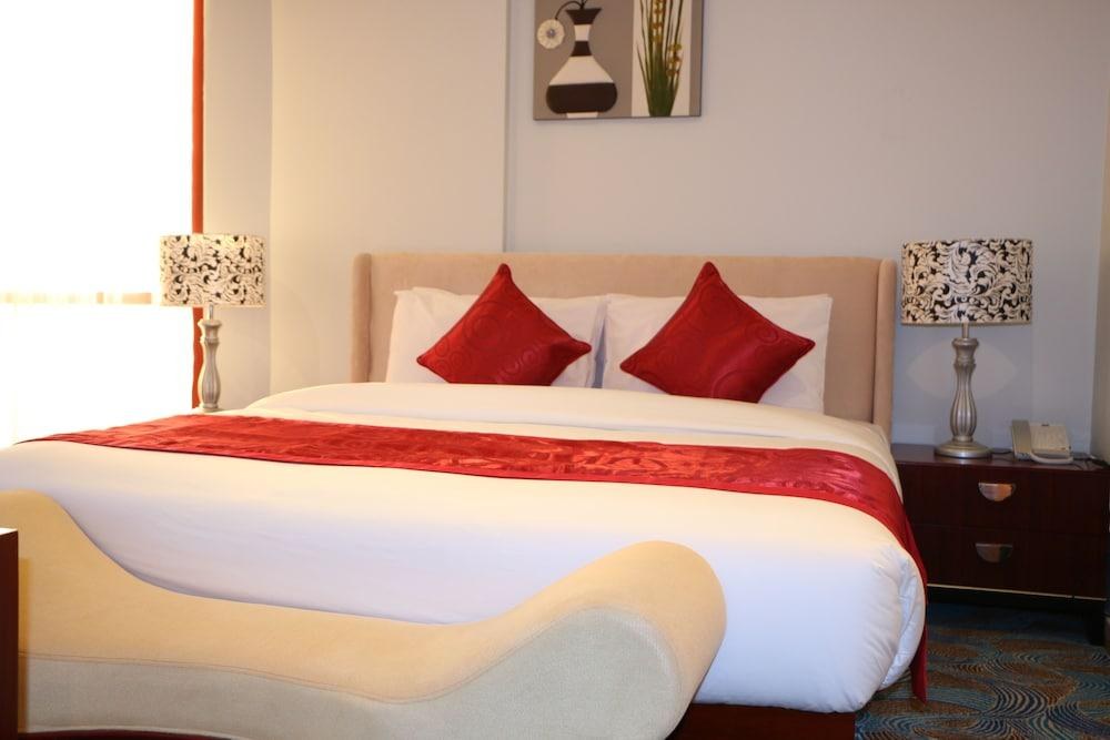 Red Castle Hotel Sharjah photo 2