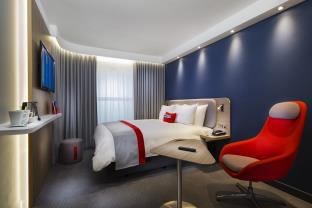 Holiday Inn Express Istanbul - Atakoy Metro By IHG photo 2
