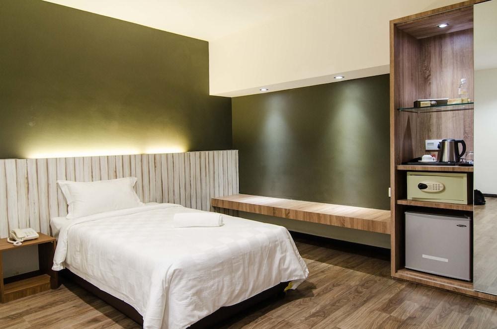 Mornington Hotel Soon Choon photo 2