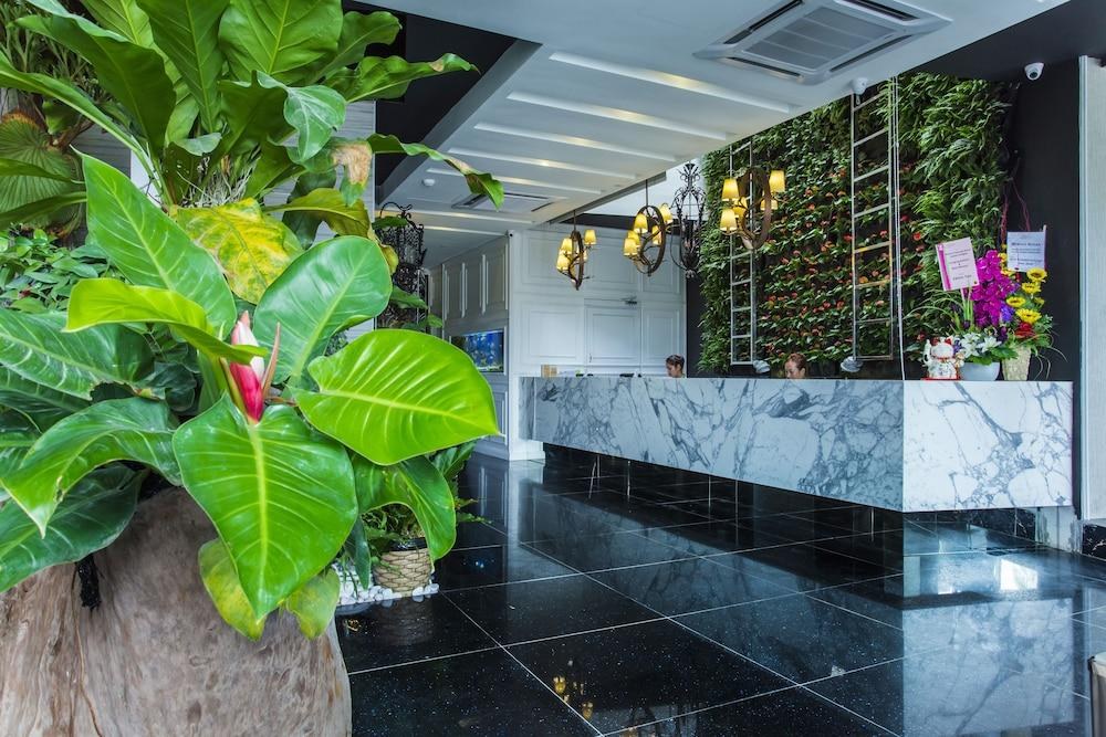 Midori Concept Hotel