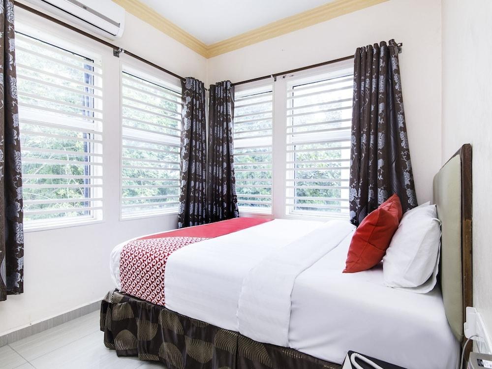 Hotel O SMC Alam Avenue