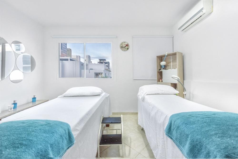 Hotel Coral Reef Cartagena photo 1