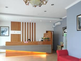 Place2Stay @ RH Plaza Hotel photo 2