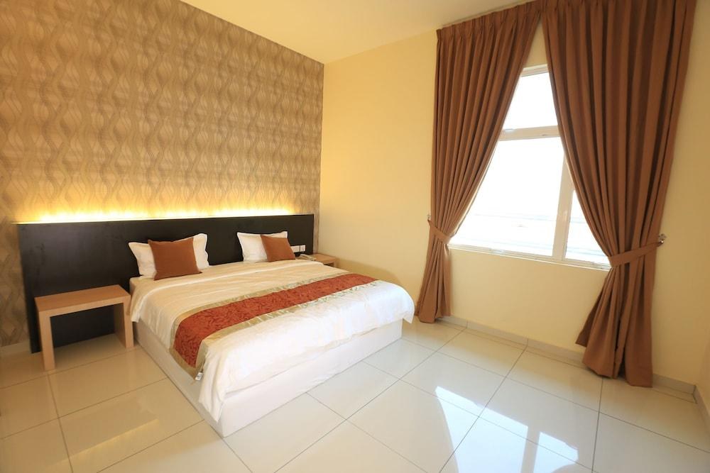 Supreme Hotel photo 1