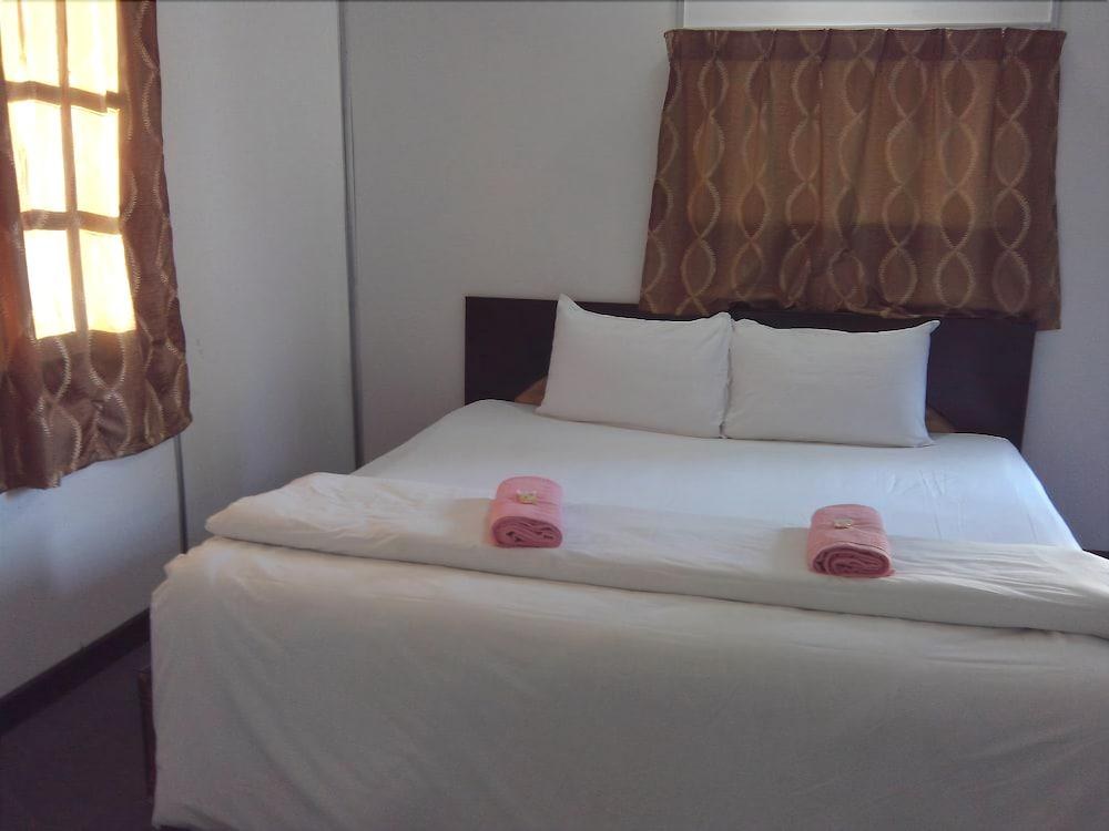 Rasa Senang Villa - Muslim Only photo 2