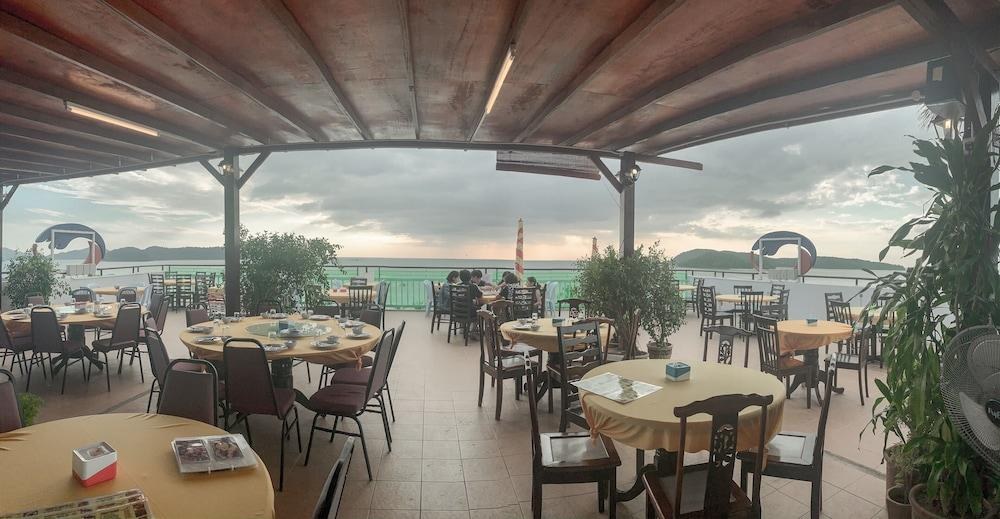 Royal Agate Beach Resort