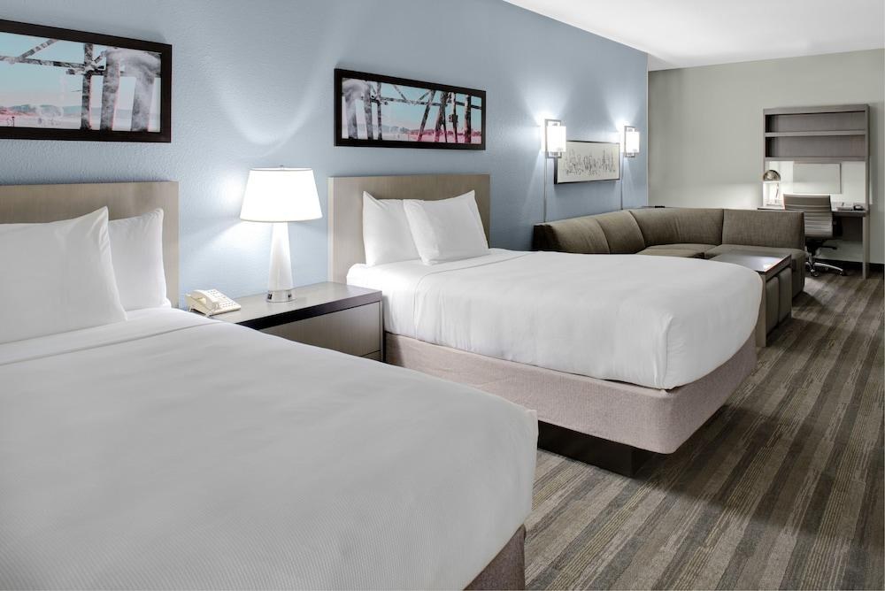 Hyatt House Dallas Lincoln Park photo 3