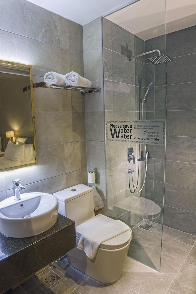 Redpine Boutique Hotel photo 3