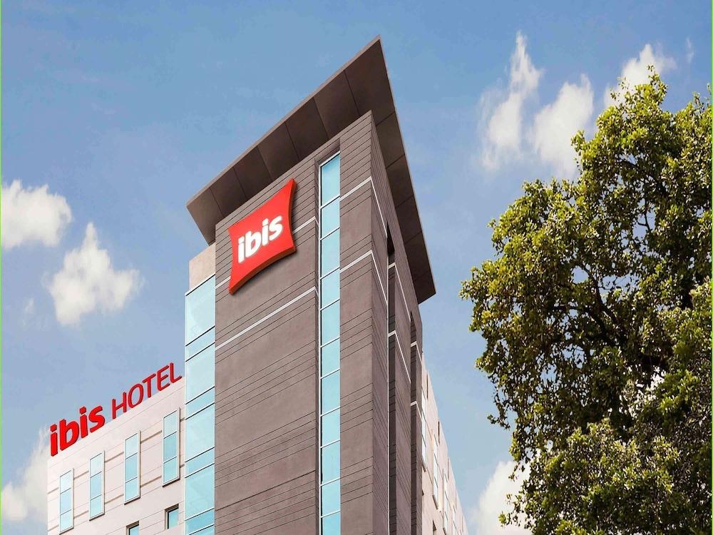 Ibis Hyderabad Hitech City Hotel