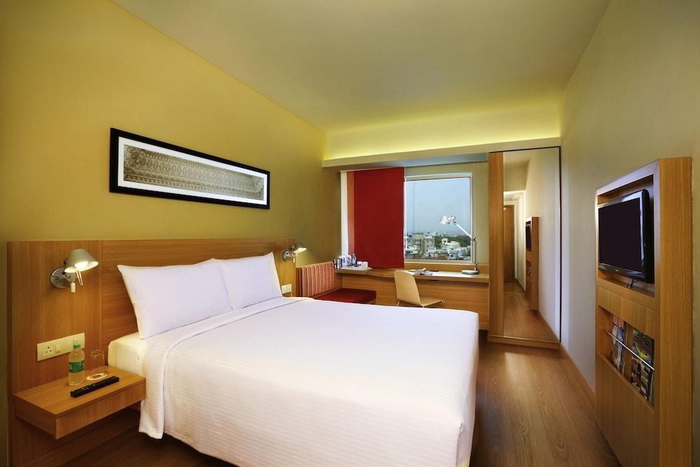Ibis Hyderabad Hitech City Hotel photo 1