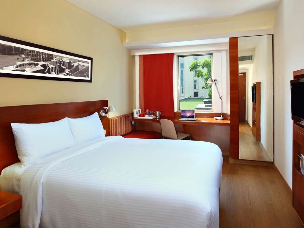 Ibis Chennai City Centre Hotel photo 2