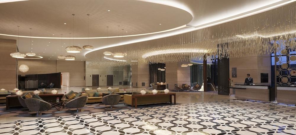 Pullman New Delhi Aerocity Hotel photo 1
