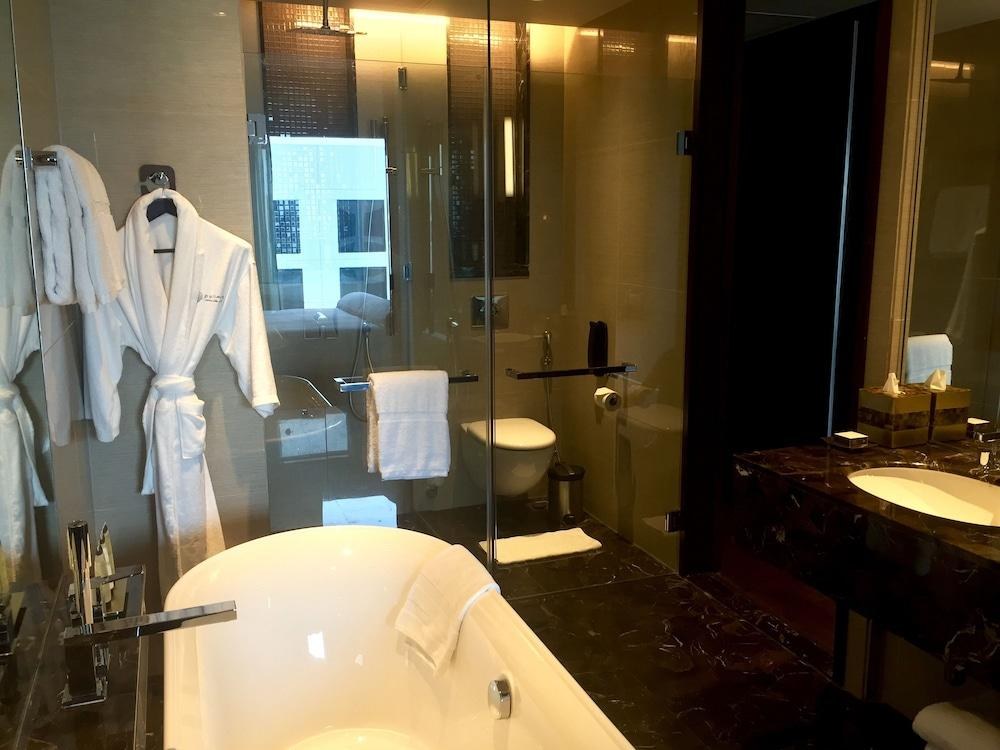 Pullman New Delhi Aerocity Hotel photo 2
