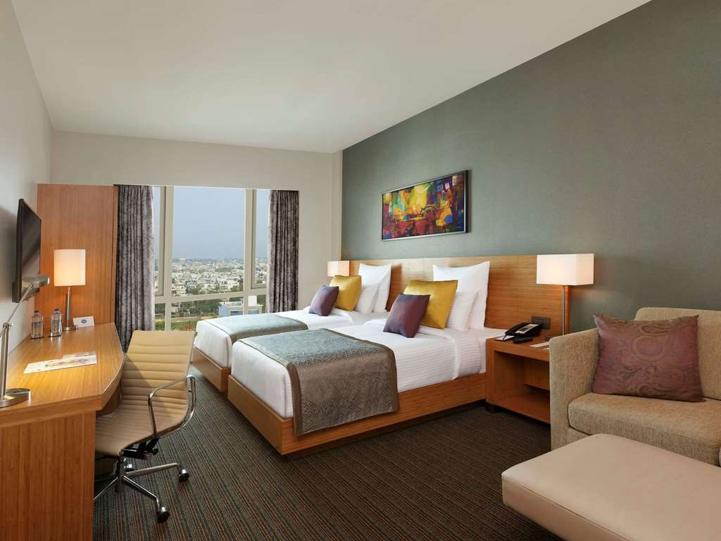 Novotel Lucknow Gomti Nagar Hotel photo 1