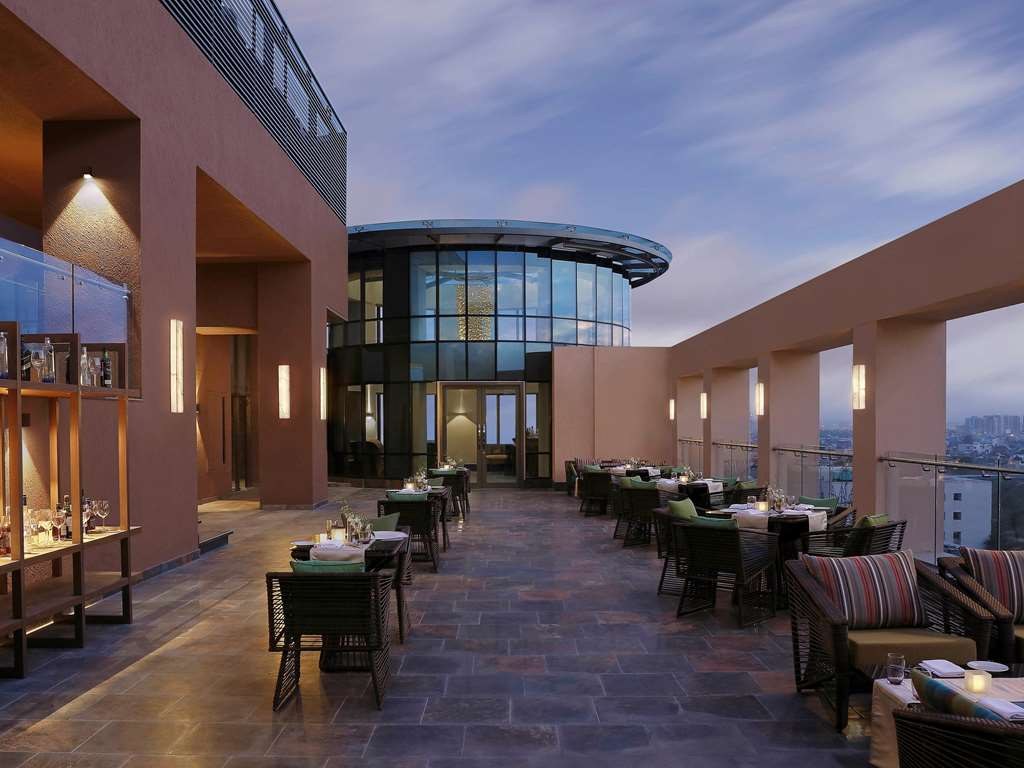 Novotel Lucknow Gomti Nagar Hotel photo 2