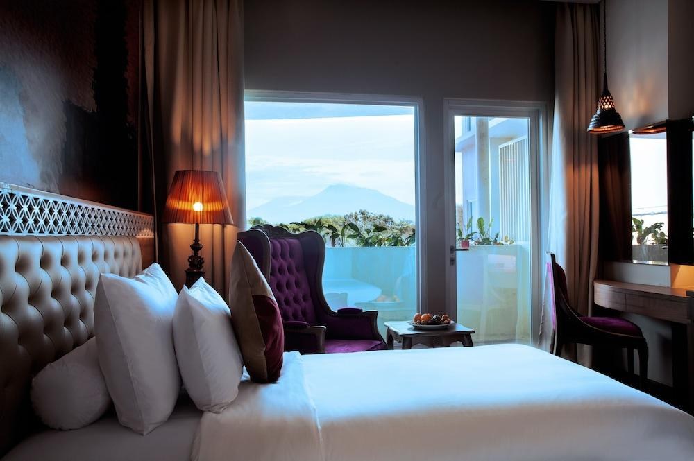 Grand Mercure Yogyakarta Adi Sucipto photo 2