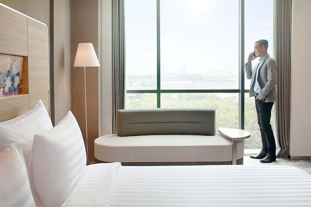 Novotel Samator Surabaya Timur photo 1