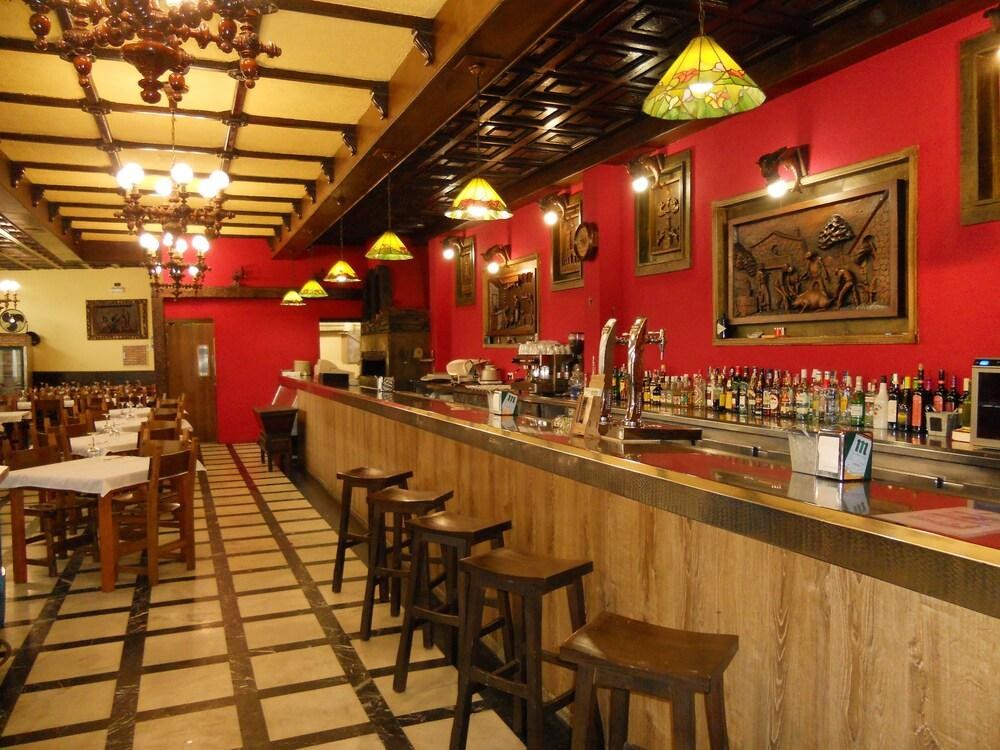 Los Olmos photo 3
