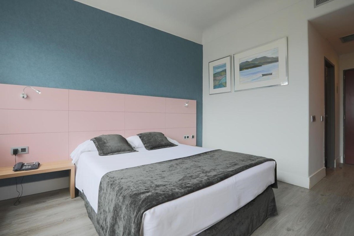 HOTEL CHAMARTIN THE ONE photo 2