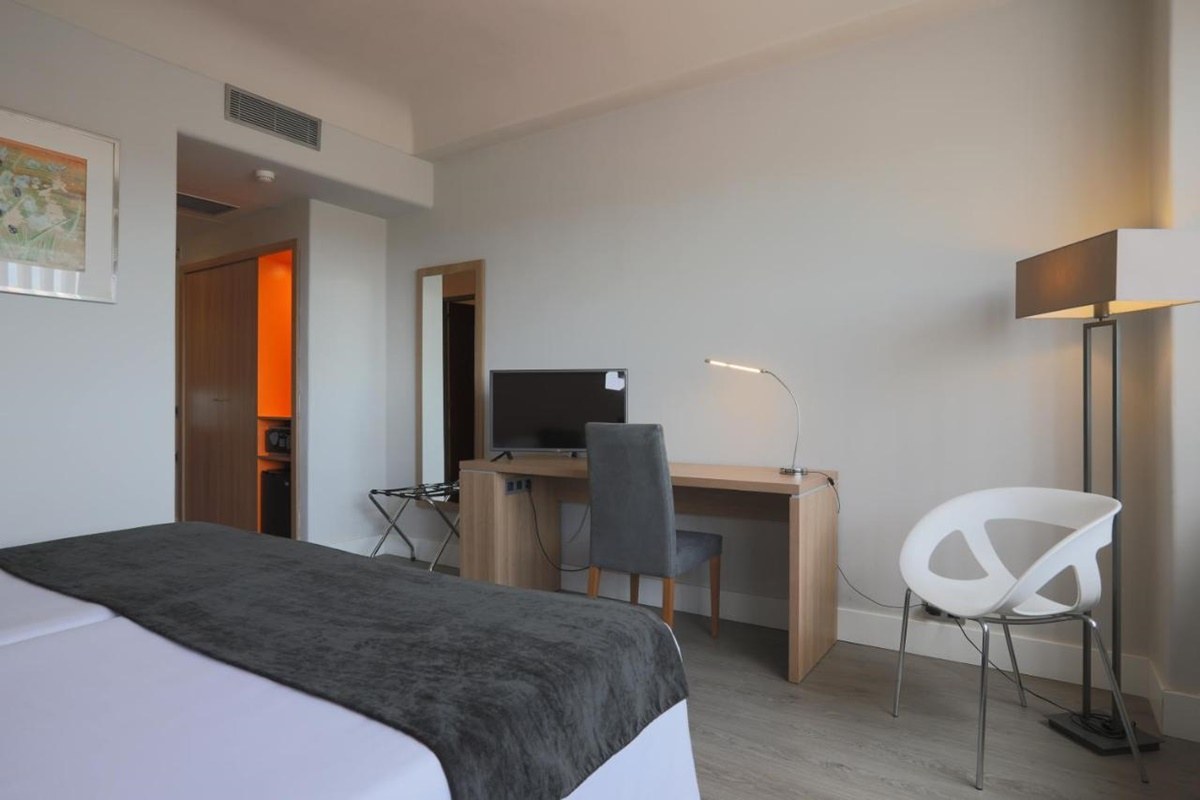 HOTEL CHAMARTIN THE ONE photo 3