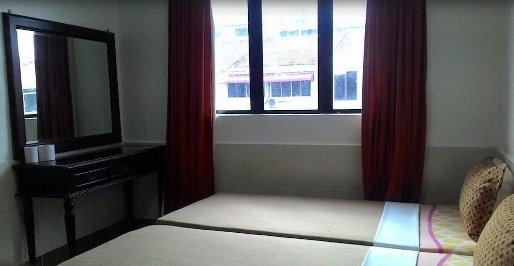The Trend Hotel photo 2