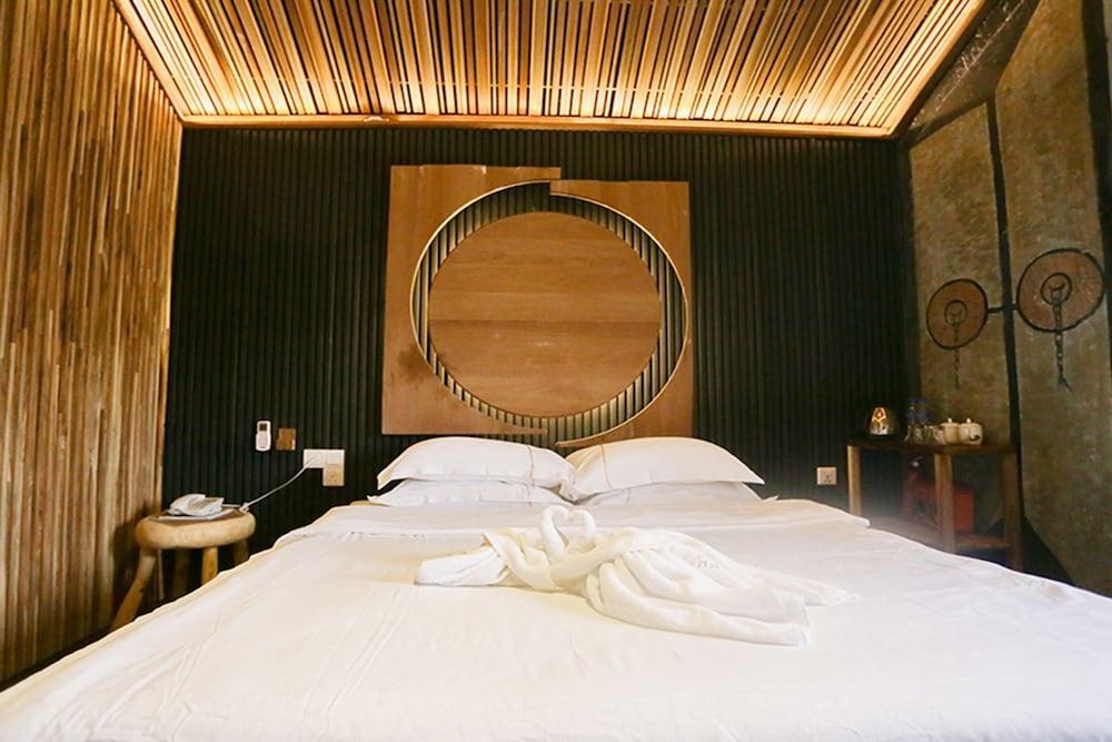 The Happy 8 Retreat @ Old Town photo 2