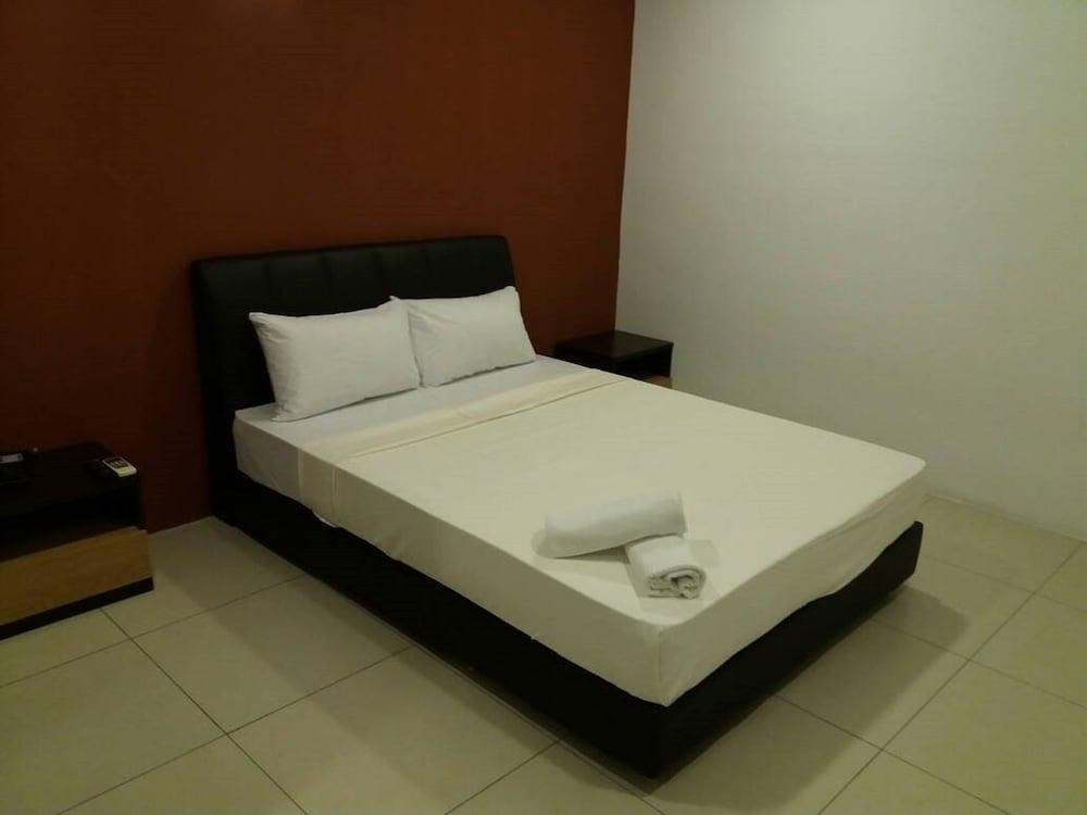 T Hotel Ipoh photo 1