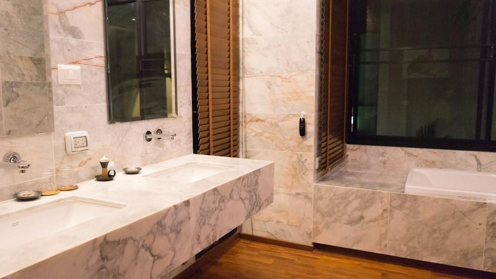 Chic Villa 6 photo 2