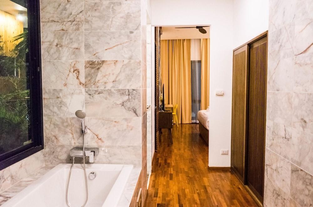Chic Villa 6 photo 3