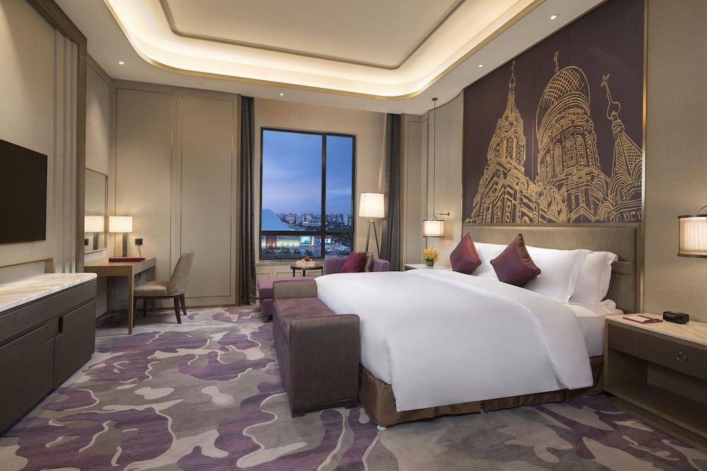 Crowne Plaza Harbin Songbei By IHG photo 2